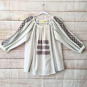 Roller Rabbit Size Medium Embroidered Peasant Blouse Ivory Boho 3/4 Sleeve